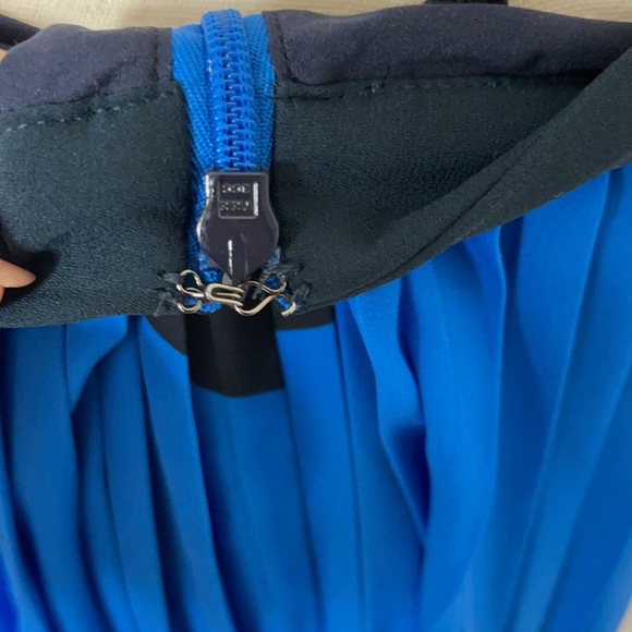 Banana Republic Pleated Blue and Black Midi Skirt - Picture 6 of 7